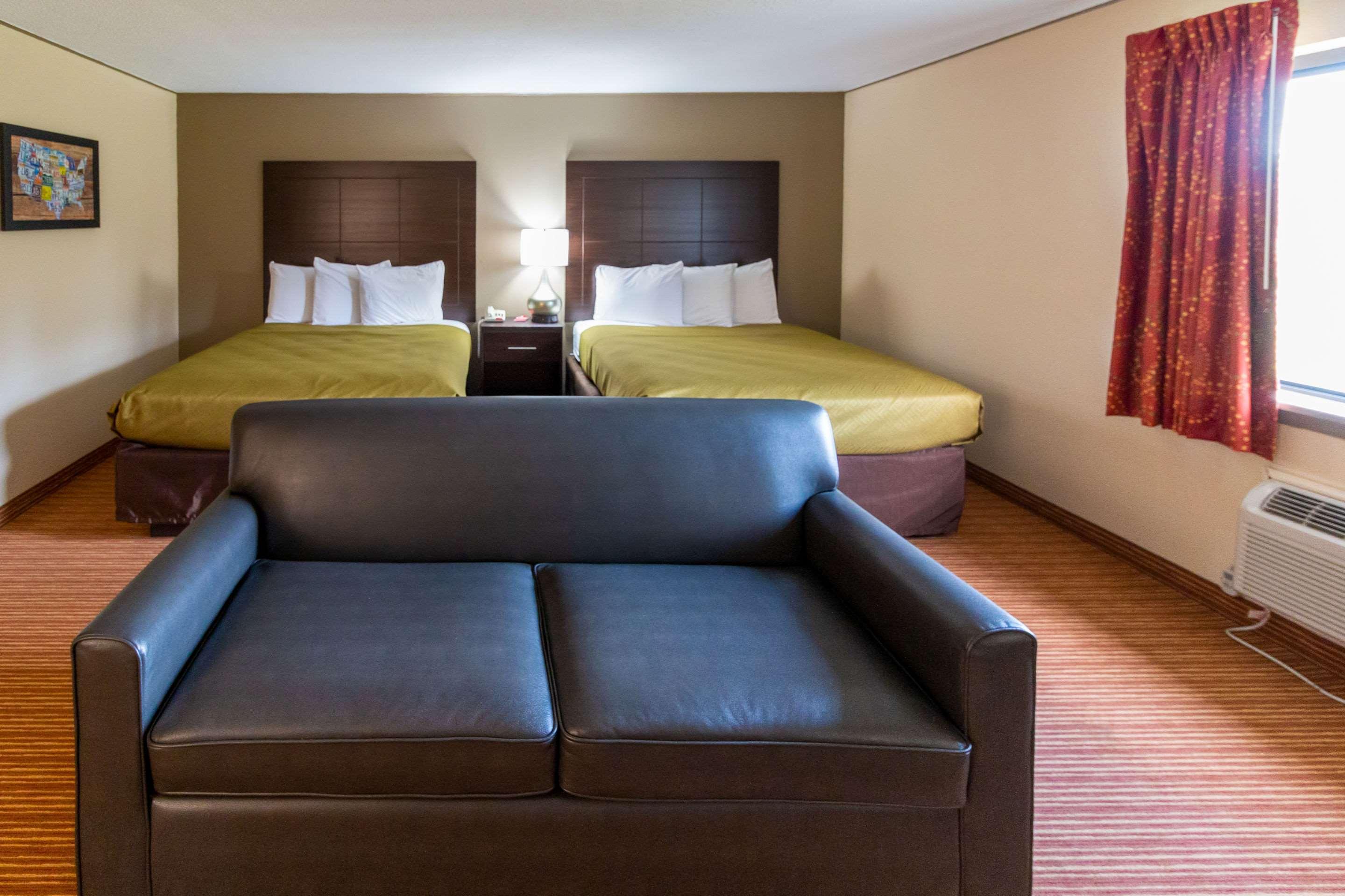 Surestay By Best Western Massena Exterior photo
