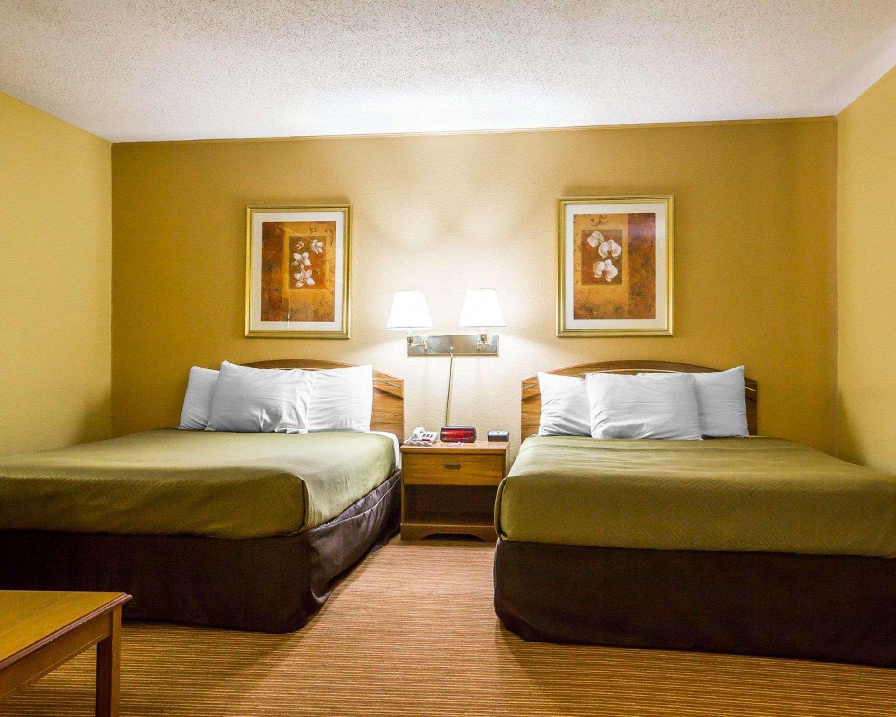 Surestay By Best Western Massena Exterior photo